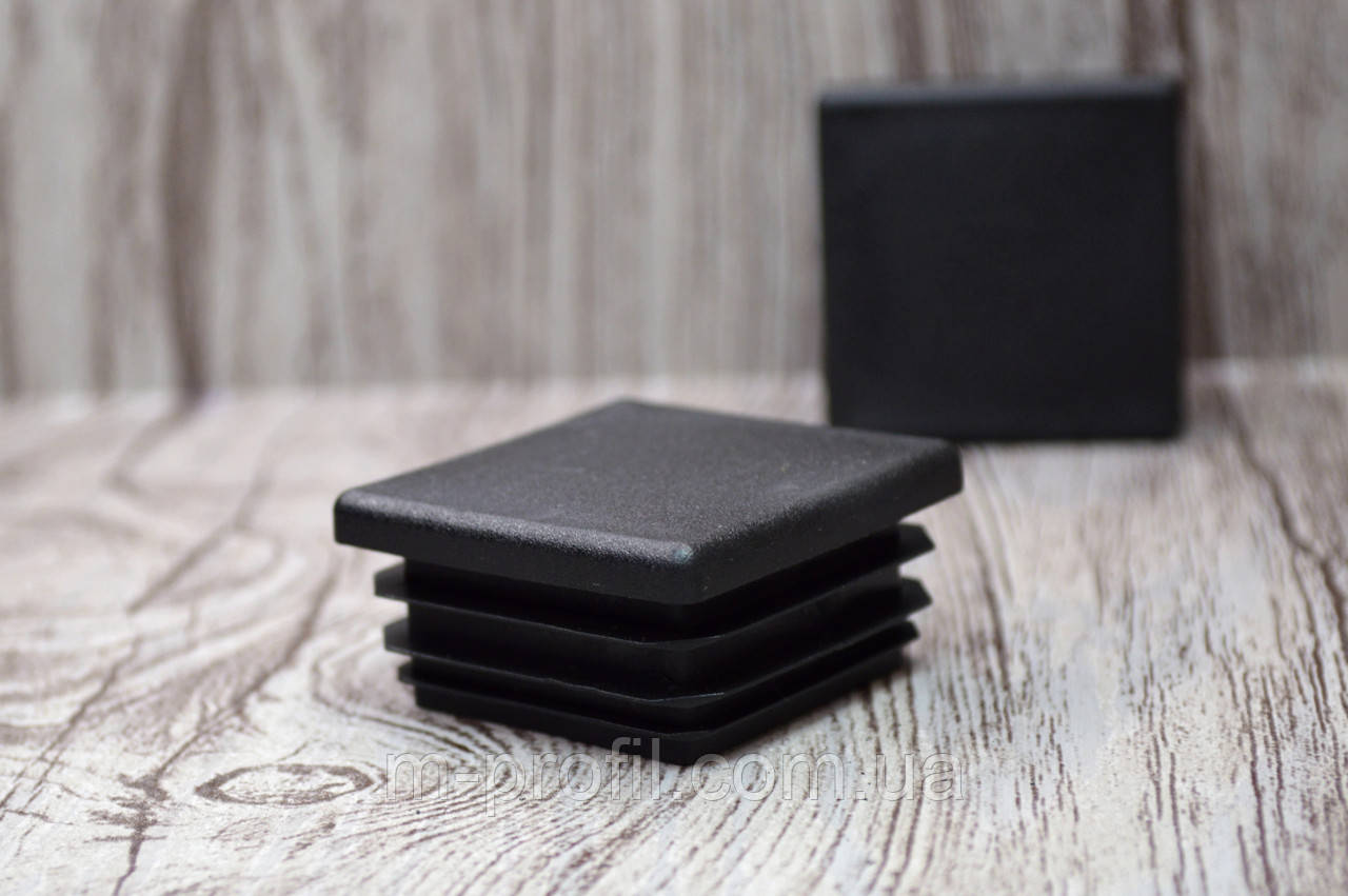 Заглушка квадратна 40*40
