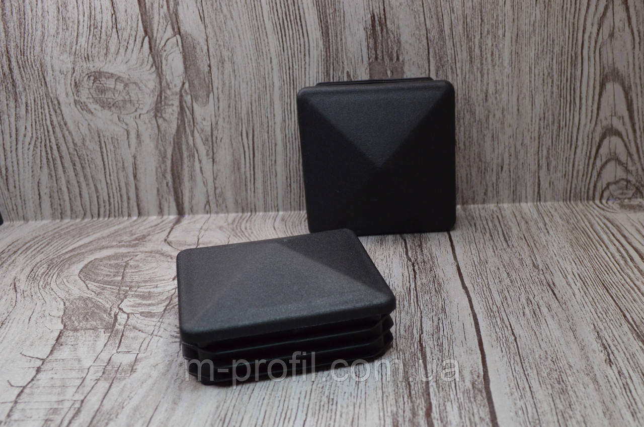 Заглушка квадратна 80*80 Піраміда