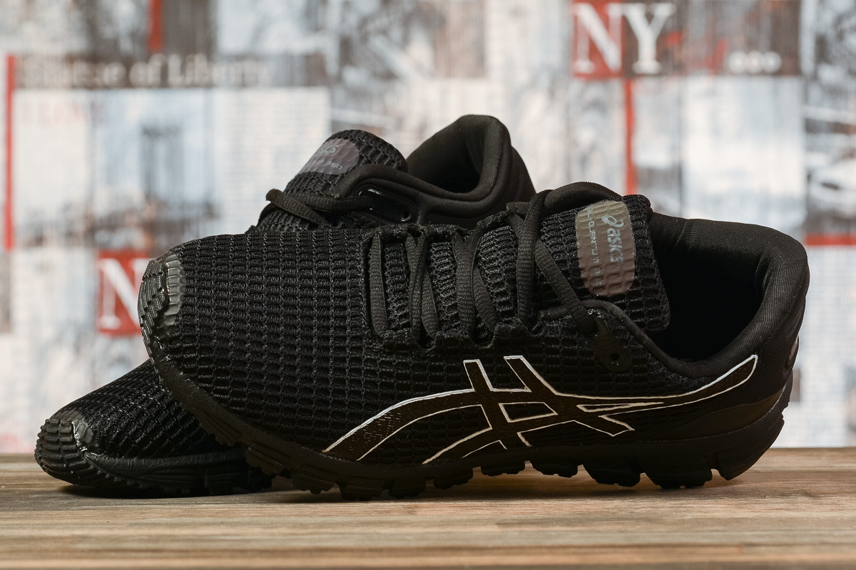 black asics 360