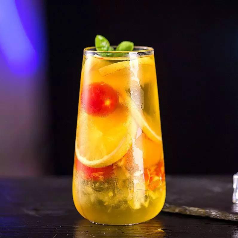 Висока краплеподібна склянка для коктейлів 550 мл з боросилікатного скла.