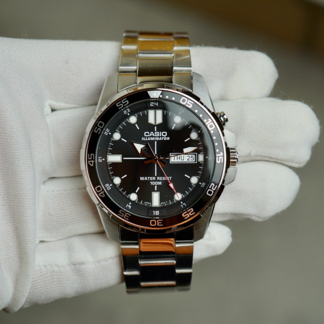 Casio MTD1079D-1AV Super Illuminator Sport 100 м