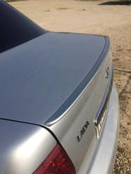 Спойлер багажника Лада Пріора седан