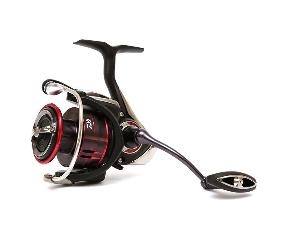 Котушка Daiwa 17 Fuego LT 4000D-C