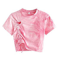 Женская трикотажная футболка топ в принте тай - дай с сердечком на груди и затяжкой (р. 42-46) 68FU1014