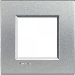 Рамка для вимикачів BTicino LivingLight LNA4802TE прямокутна, 1 пост