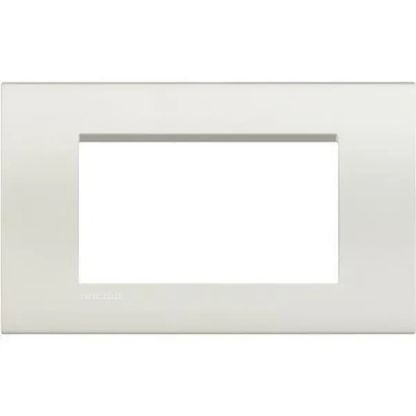 Рамка для вимикачів BTicino LivingLight LNA4804BI White 4 модуля