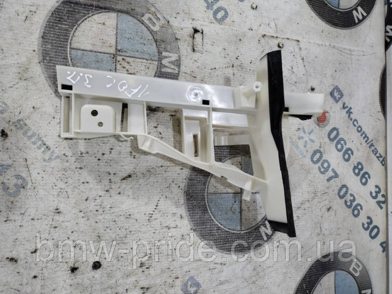 Напрямні двері FORD Focus 3 2.0 2015 задн. прав. (б/у)