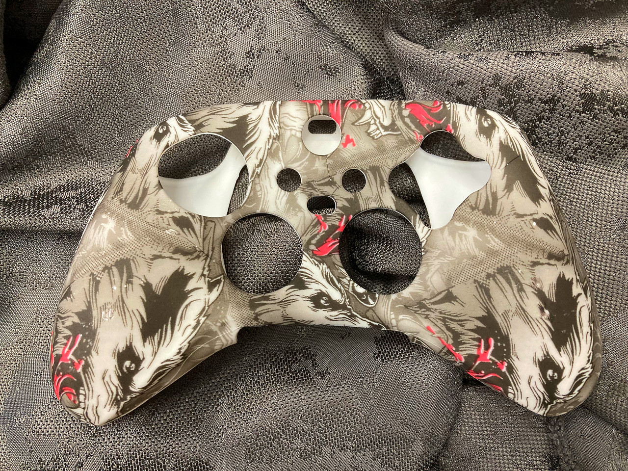 Чохол силіконовий для геймпада Xbox One Series X/S Wolf