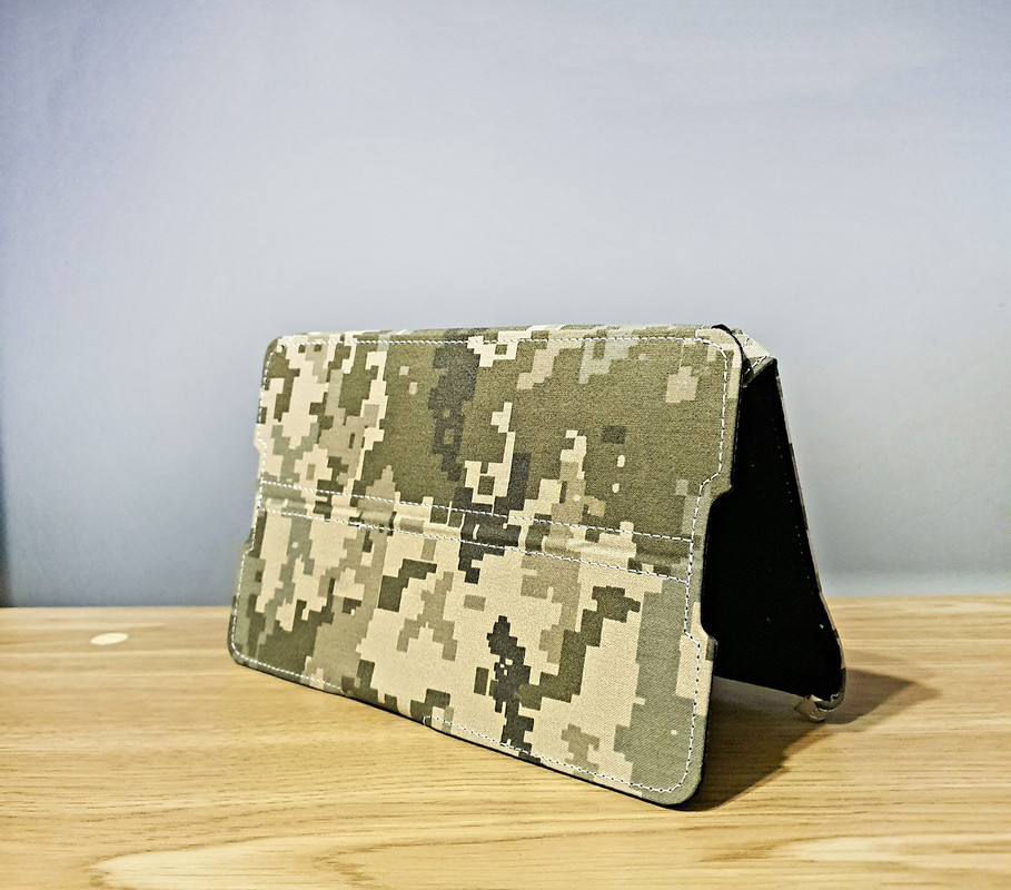 Чохол Status для Apple iPad 10.2 2021, Pixel Ukraine