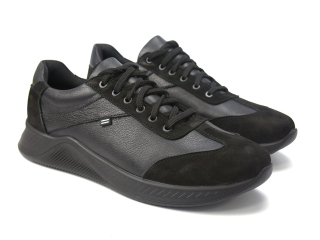 Облегченные летние мужские кроссовки черные обувь больших размеров Rosso Avangard DolGa Run Black BS