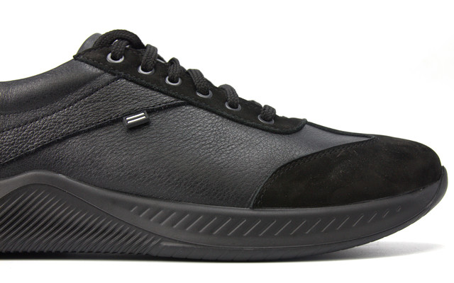 Облегченные летние мужские кроссовки черные обувь больших размеров Rosso Avangard DolGa Run Black BS