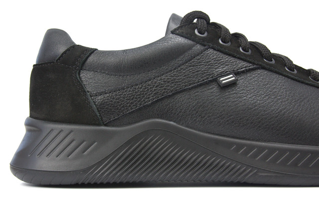 Облегченные летние мужские кроссовки черные обувь больших размеров Rosso Avangard DolGa Run Black BS