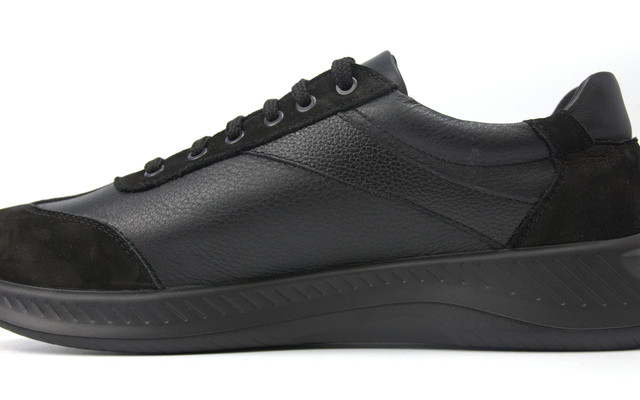 Облегченные летние мужские кроссовки черные обувь больших размеров Rosso Avangard DolGa Run Black BS