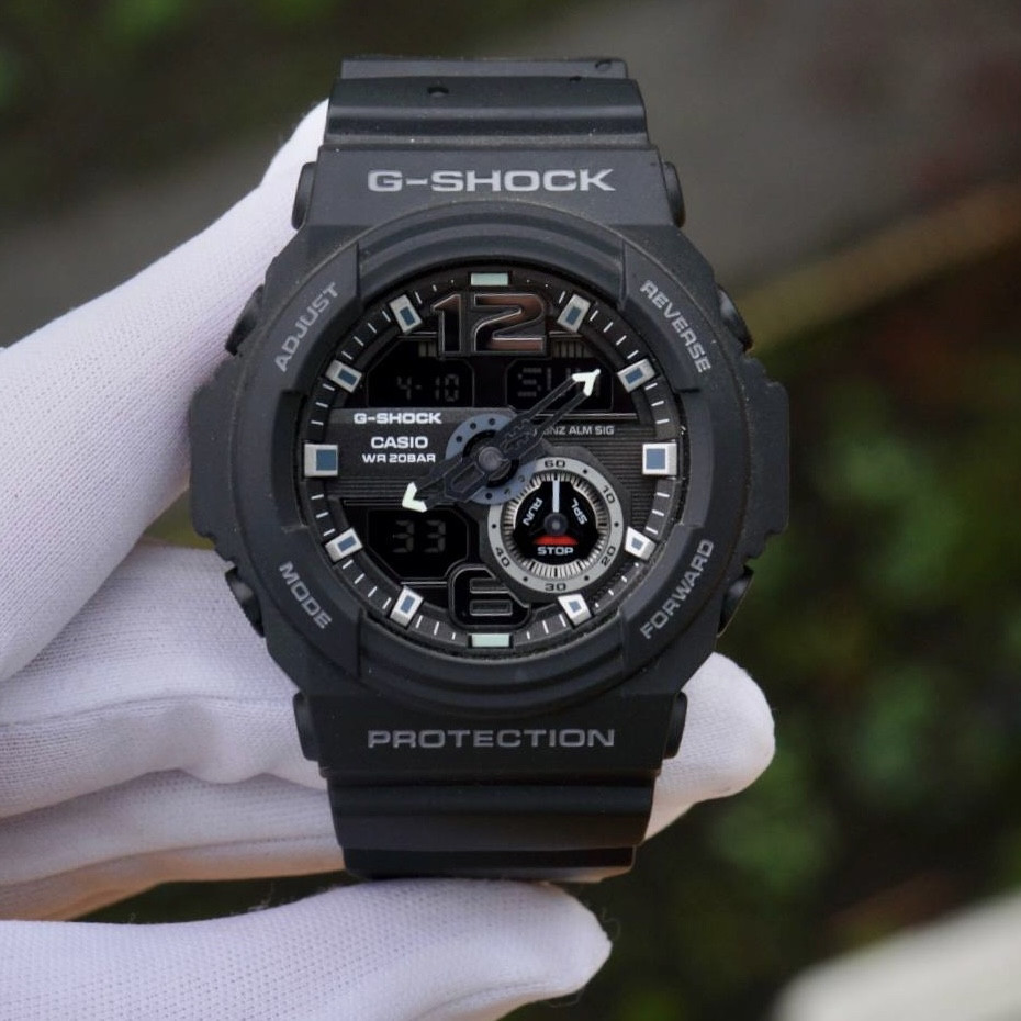 Часы Casio G-SHOCK GA-310-1AER 200m