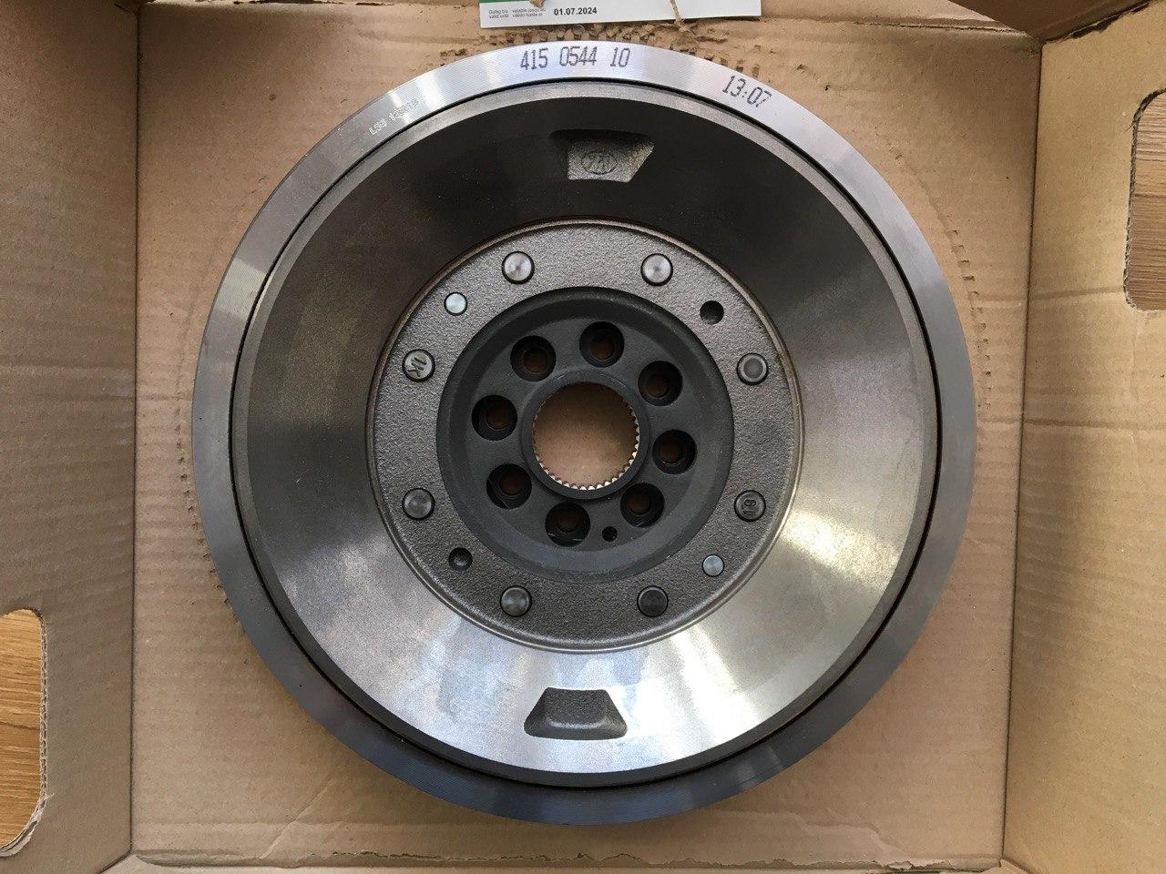 Двухмассовый маховик, демпфер LUK 415054410 CITROEN C-CROSSER / PEUGEOT 4007 2,2 HDI 07-, фото 1