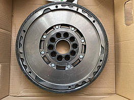 Двухмассовый маховик, демпфер LUK 415022010 VOLVO S60/V70/S80 2,4 D 01-