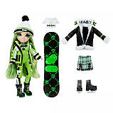 Лялька RAINBOW HIGH серії Winter Break ДЖЕЙД ХАНТЕР / Rainbow High Winter Break Jade Hunter Green Fashion Doll and Playset with, фото 6