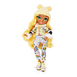 Лялька RAINBOW HIGH серії Winter Break САННІ МЕДІСОН / Rainbow High Winter Break Sunny Madison – Yellow Fashion Doll and Playset, фото 2