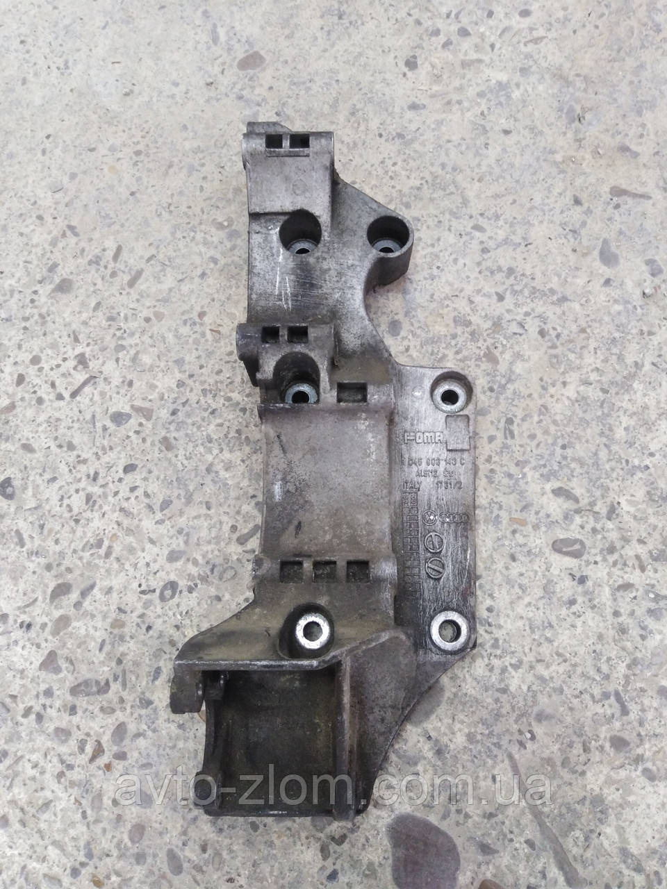 Кронштейн генератора, кондиціонера, гідропідсилювача, Golf 4, Skoda Octavia. R045903143C, фото 1