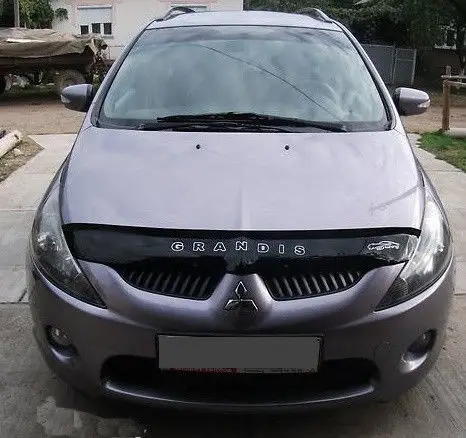 Дефлектор капота на Mitsubishi Grandis 2003-2012. Мухобійка на Mitsubishi Grandis
