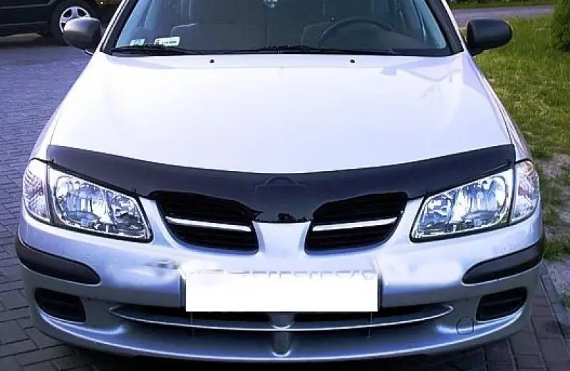 Дефлектор капота на Nissan Almera 2000-2012. Мухобійка на Nissan Almera
