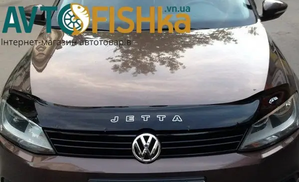 Дефлектор капота на Volkswagen Jetta VI 2010-2018. Мухобійка на Volkswagen Jetta 6