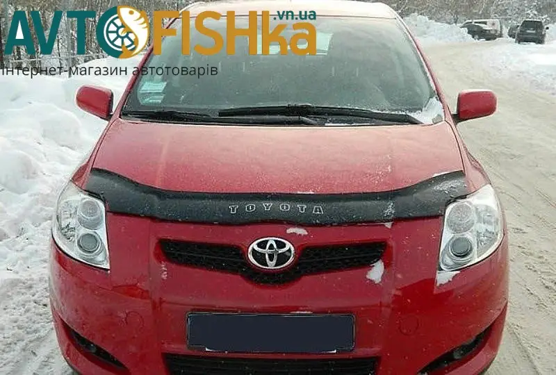 Дефлектор капота на Toyota Auris 2007-2010. Мухобійка на Toyota Auris