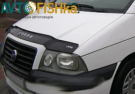 Дефлектор капота на Fiat Scudo I 2004-2007 після ресталінгу. Мухобійка на Fiat Scudo