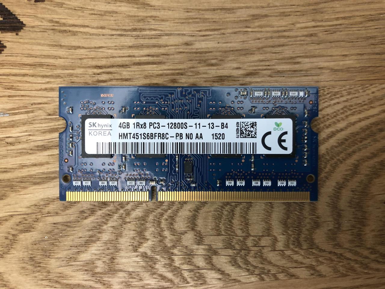 Модуль пам'яті для ноутбука SODIMM DDR3 4GB PC3 1600 MHz Hynix (HMT451S6BFR8C-PB)