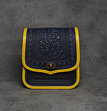 Жіноча шкіряна сумка ручної роботи з тисненим орнаментом «Дубок», синьо-жовта сумка з натуральної шкіри, 20*21*8 см, фото 6