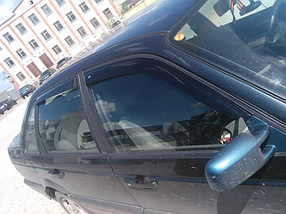 Дефлектори вікон, вітровики на Volkswagen Passat B3/B4 седан 1988-1993 (скотч)