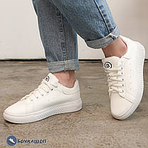 Модні жіночі кросівки з еко шкіри, білого кольору, фото 3