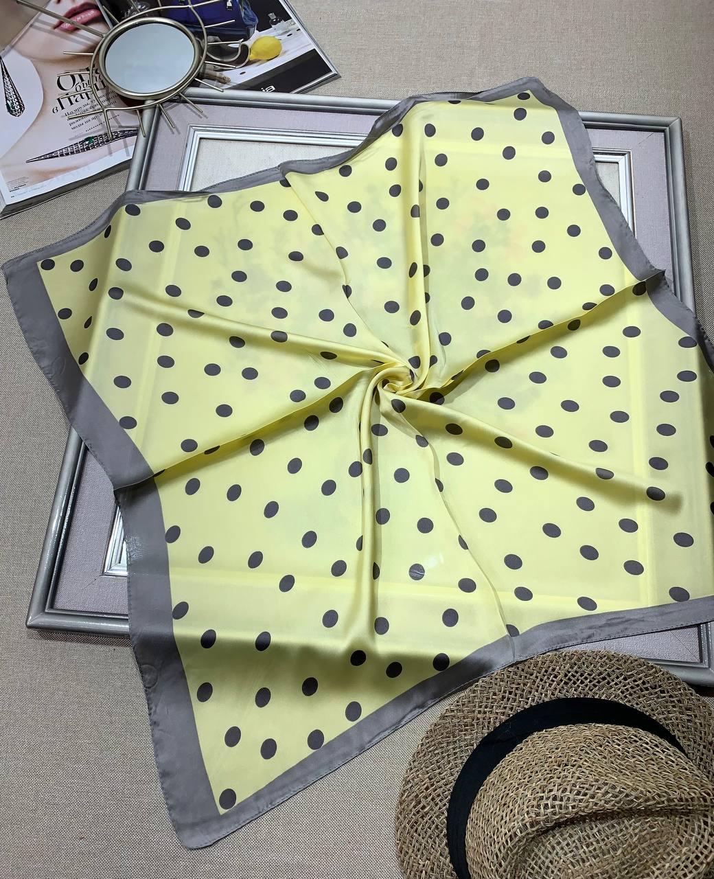 Шийна шовкова хустка в горошок 70*70 см жовтий