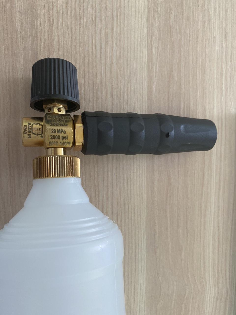 Пінна насадка LS3 з бачком (1л) Італія