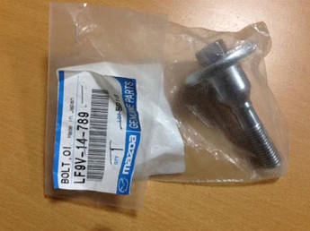 Болт оливного теплообмінника (охолоджувача) Mazda 6 GH, CX-7 ER 2007 —