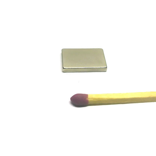 Неодимовий магніт прямокутник 15*10*2 зчеплення 3,1 кг