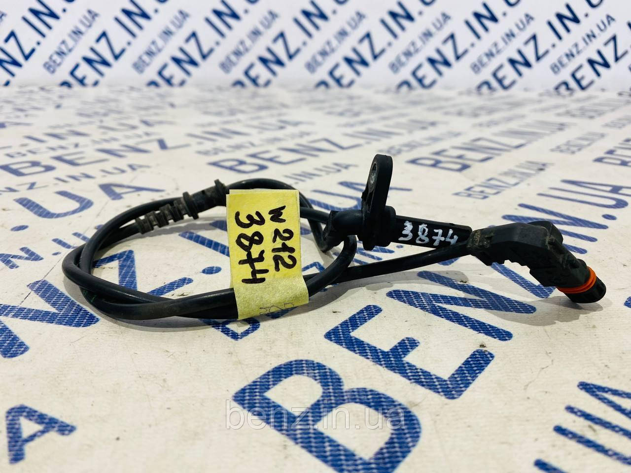 Датчик ABS передній правий Mercedes W212, S212 A2125400217