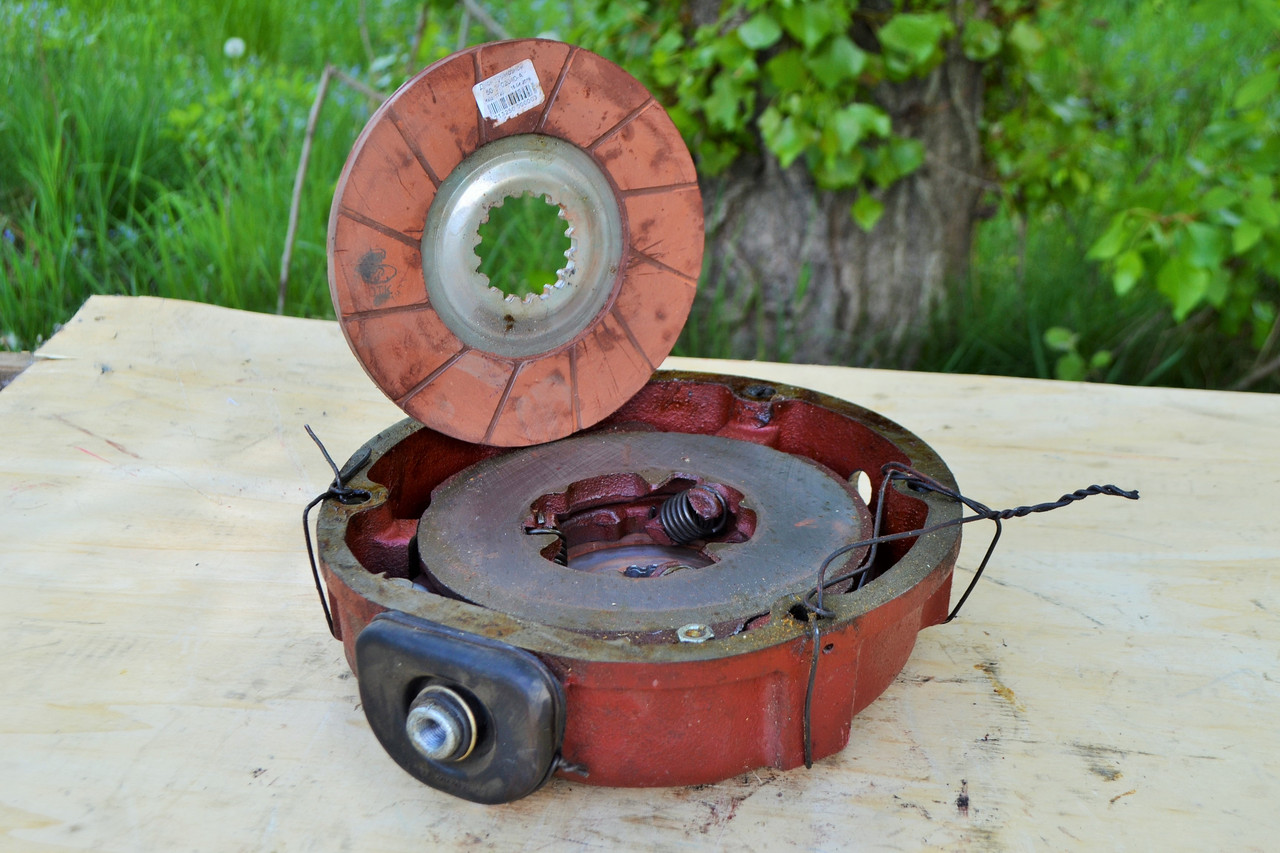 Кожух робочого гальма У зборі без отвору МТЗ 70-3502035, фото 1