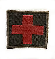 Шевроны "Квадрат" с вышивкой "Красный Крест" роз. 5*5 см