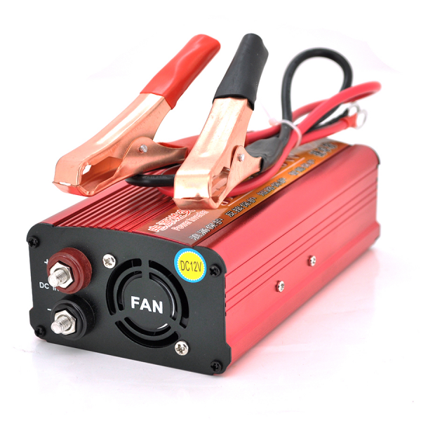 Інвертор напруги NV-2500(1500 Вт)+LCD, 12/220V approximated,1 універсальна розетка клеми Box
