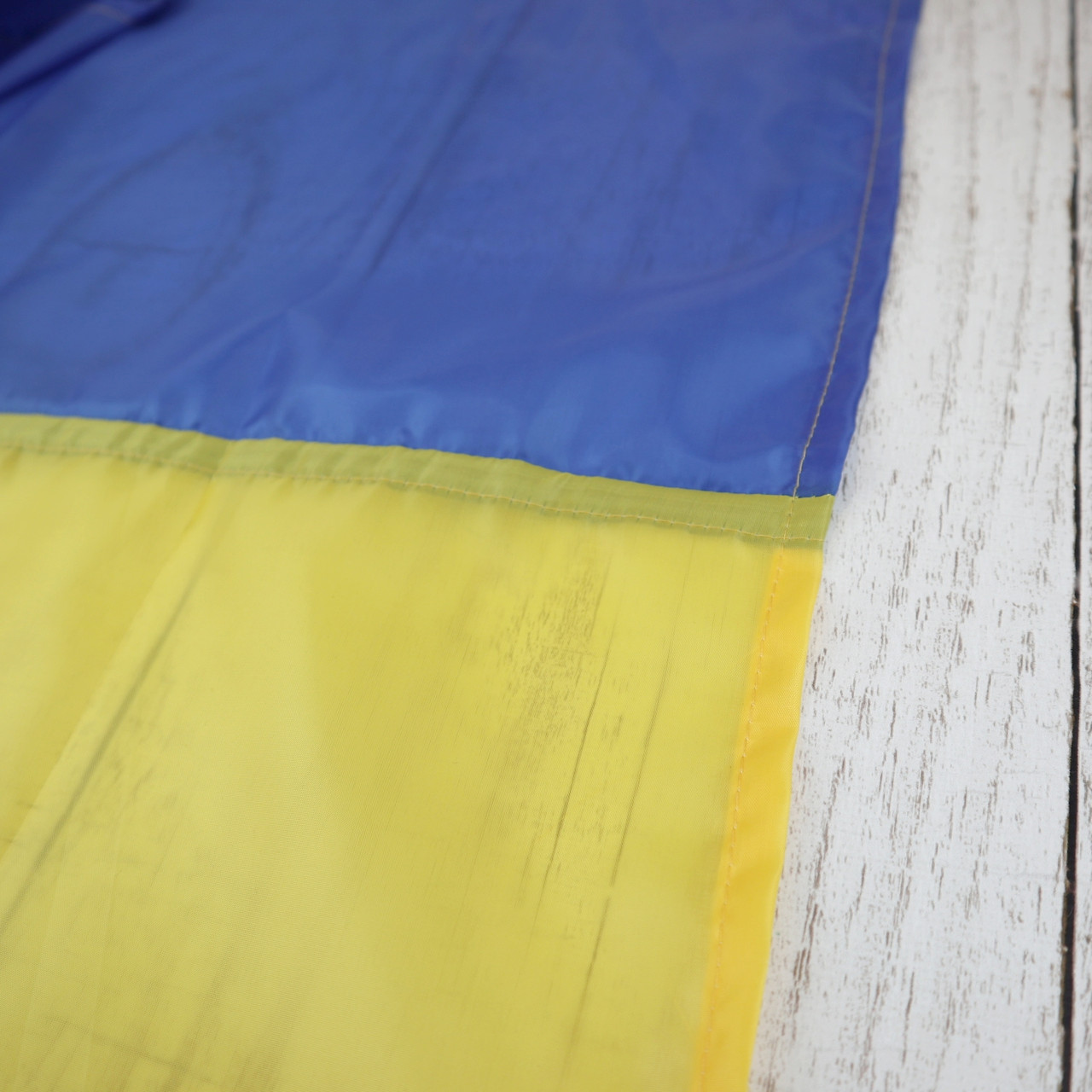 Флаг Украины государственный уличный 90 см х 140 см Сине-желтый Ручная работа мастера (Настоящие фото) - фото 4 - id-p1616851145
