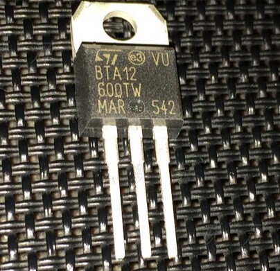 Сімістор BTA12-600TW 12A 600V TO-220