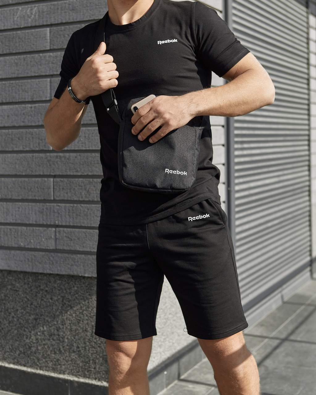 Reebok спортивний костюм чоловічий літній шорти футболка сумка комплект рибок чорний, фото 1