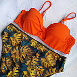 Роздільний жіночий купальник оранжевий ліф і коричневі високі трусики з листочками, фото 4