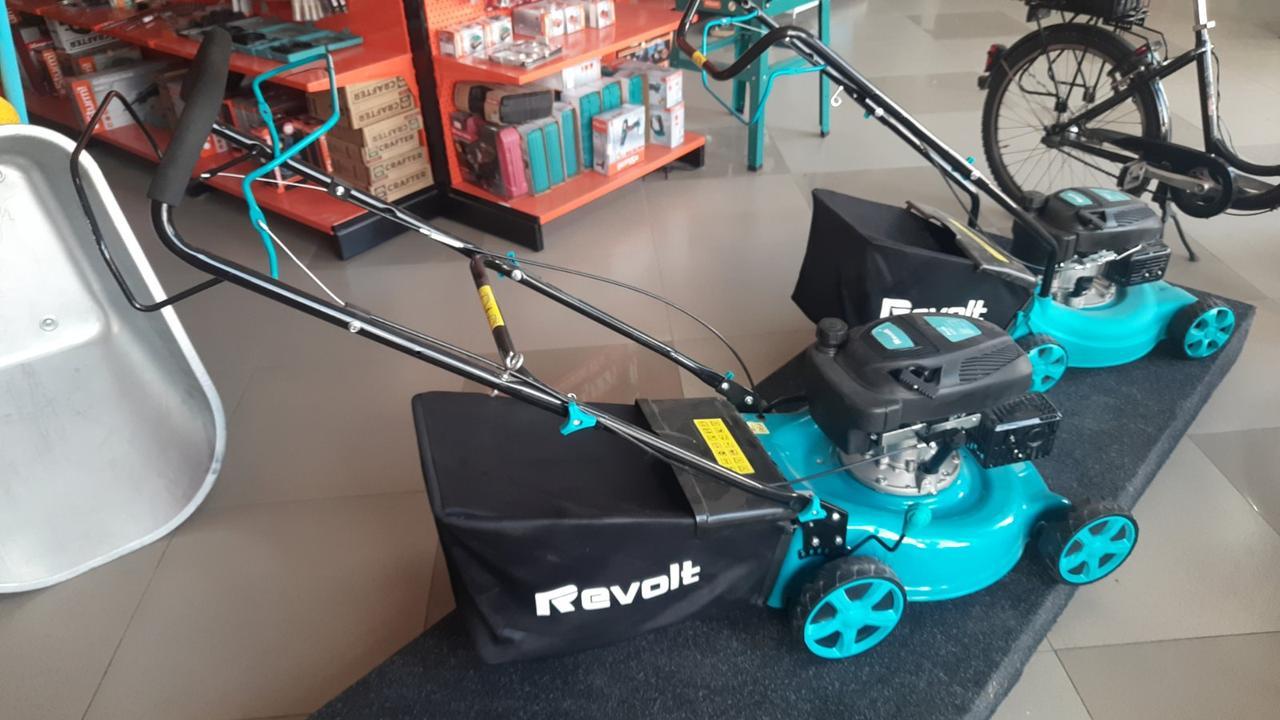 Газонокосарка бензинова REVOLT LM 4630