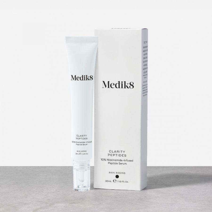 Medik8 Clarity Peptides Пептидний сироватка з 10% ніацинамідом