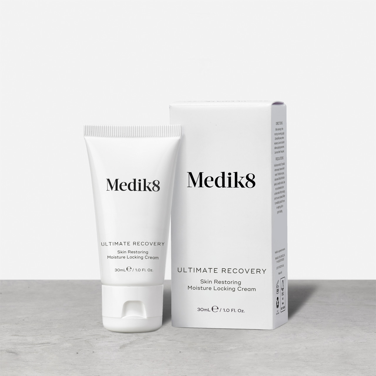 Medik8 Ultimate Recovery Відновлює і загоює крем