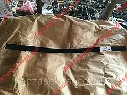 Оксамитка Ваз 2109 21099 2114 2115 передня нижня зовнішня (2109-6103290-10)