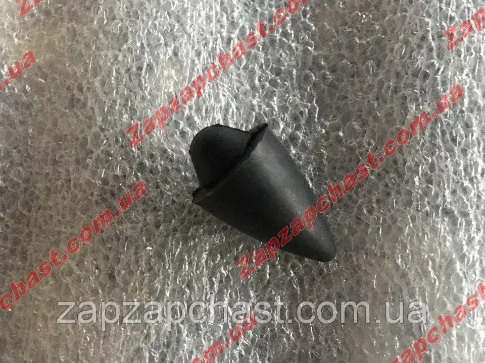 Відбійник капота ваз 2101 2102 2103 2104 2105 2106 2107 2101-8402070Р