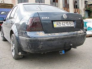 Фаркоп VOLKSWAGEN BORA седан 1997-2003